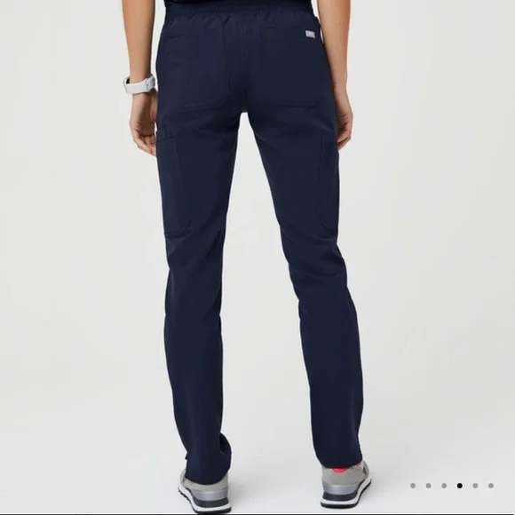 Figs Yola Skinny Scrub Pants - Picture 5 of 9